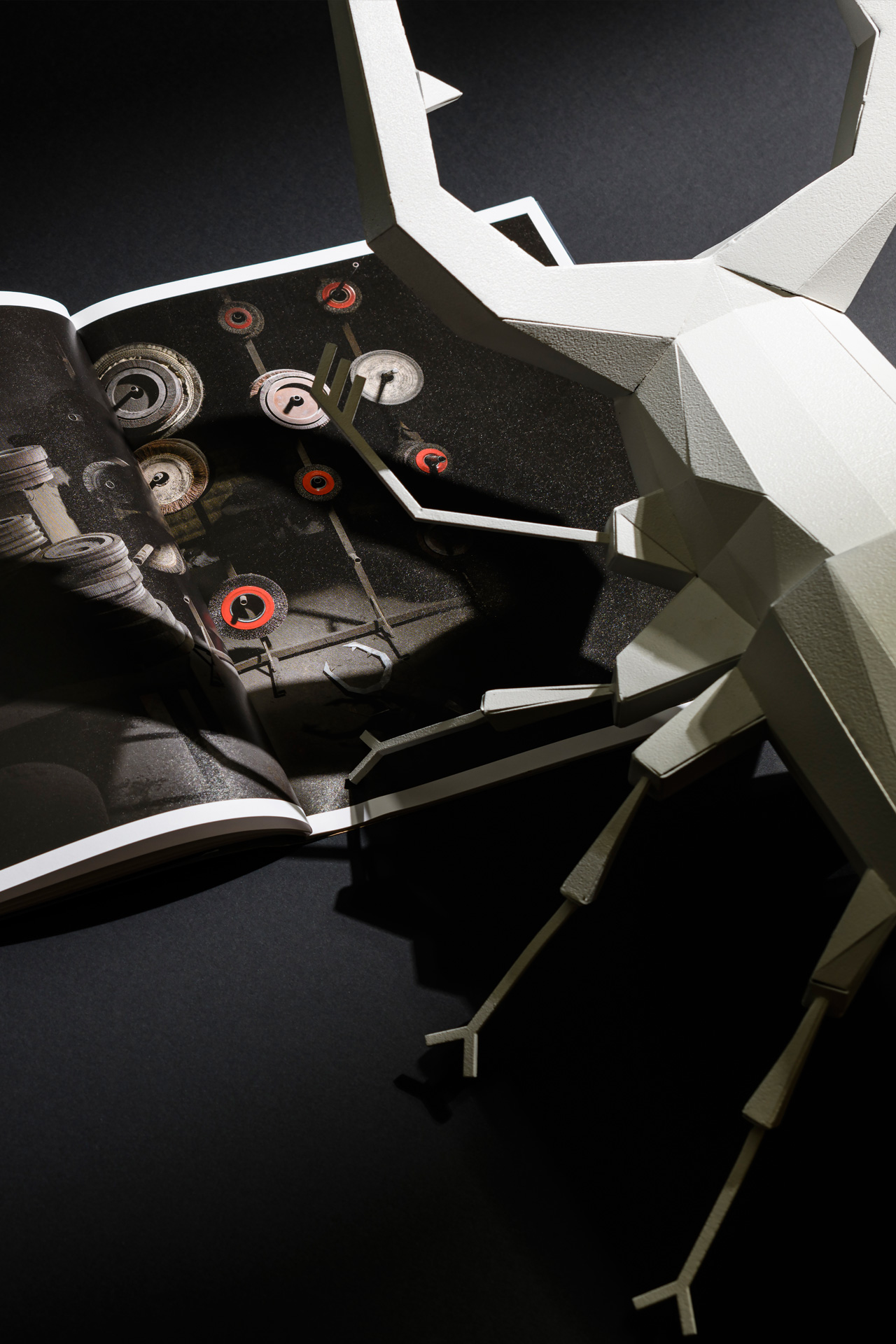 Metal beetle · Kovo brochure